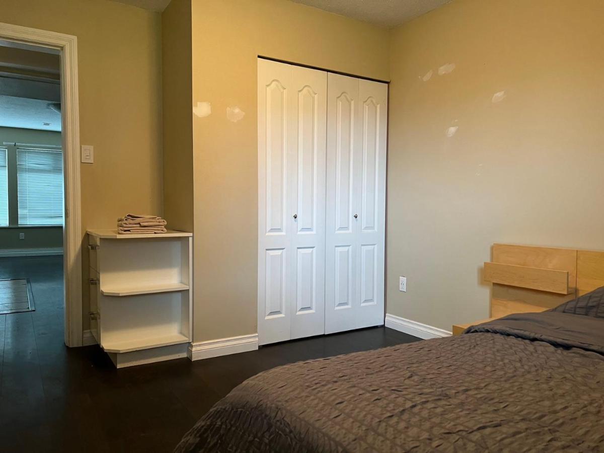 One Bedroom, One Living Room, One Kitchen And One Bathroom With Independent Access Richmond Exterior foto